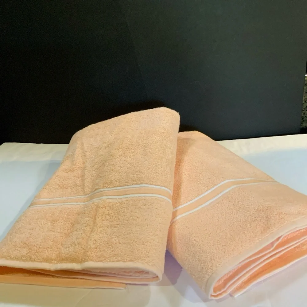 Vintage Utica Fine Arts Pipeline Bath Towels Peach Set 2 USA NOS